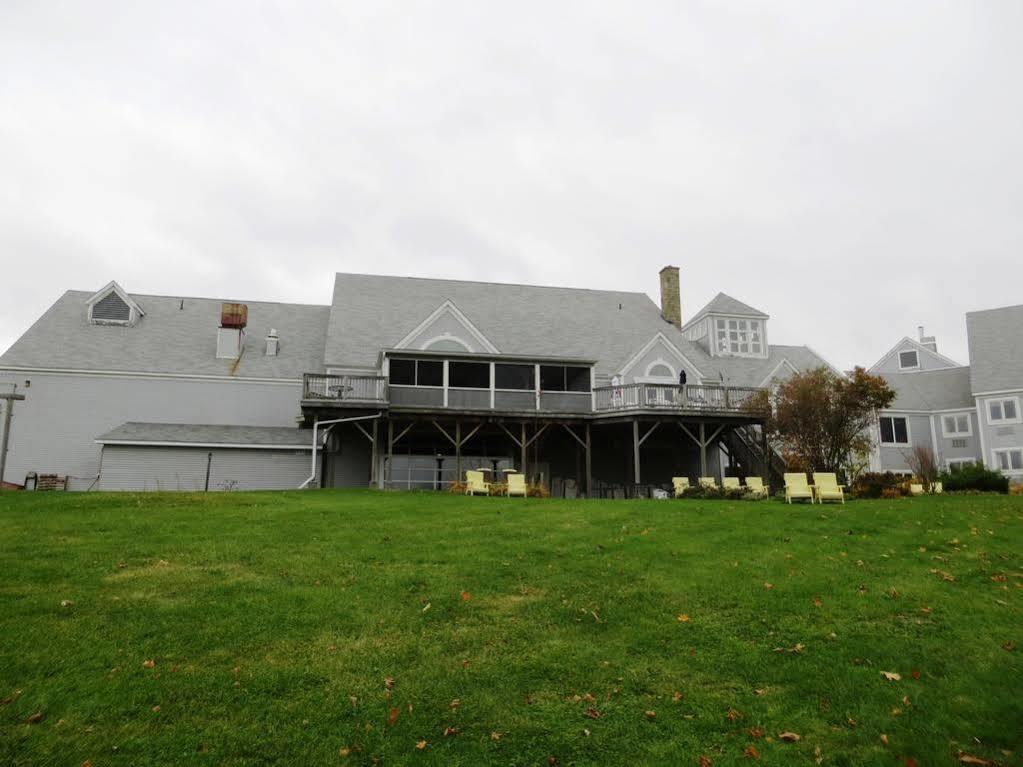 Riverside Resort And Conference Centre French Village Exterior photo